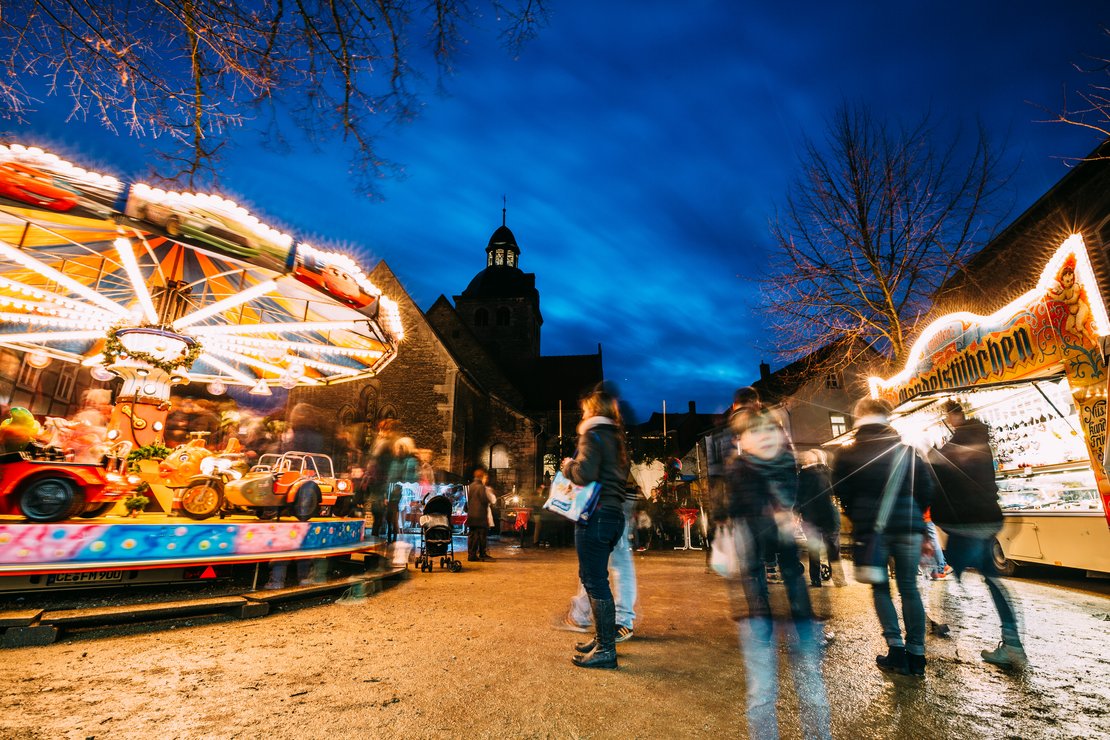 Adventsmarkt rund um die Stadtkirche